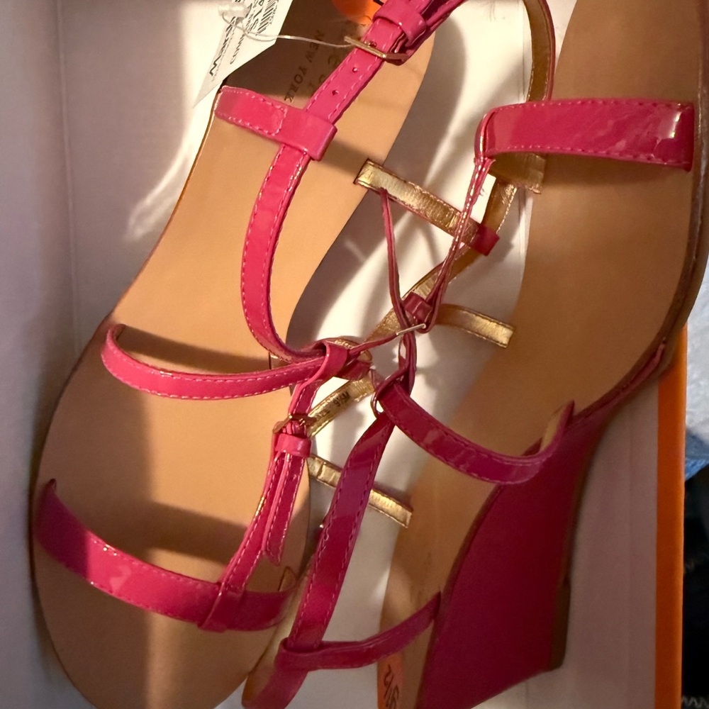 Kate Spade Fuchsia and Gold Strappy Sandals